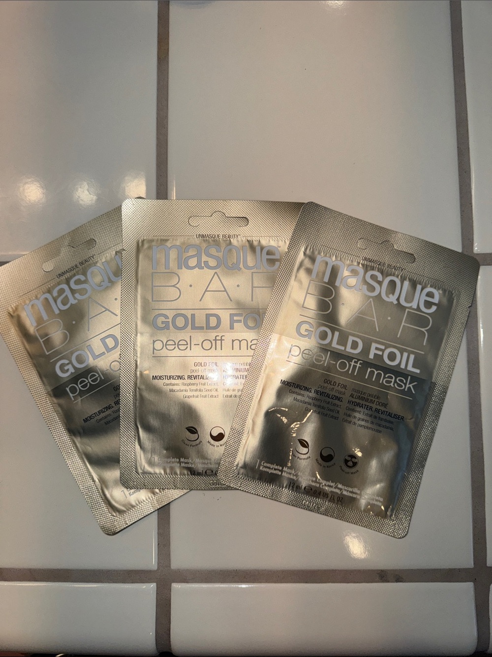 masque BAR Gold Foil Peel-Off Mask Sachets - Metallic Gold